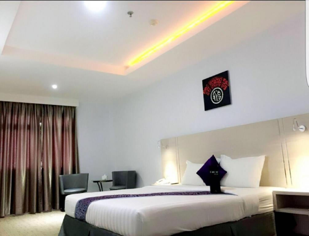 89 Hotel Batam 纳柯亚 外观 照片