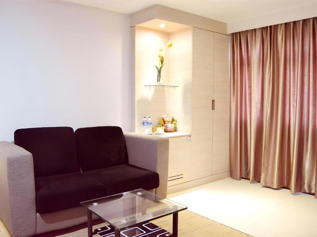 89 Hotel Batam 纳柯亚 外观 照片